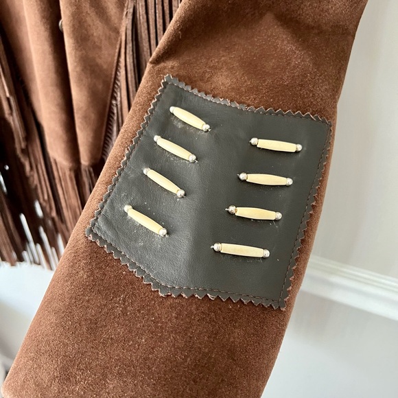 NWT VTG LARIAT Suede Leather Jacket Fringed and beaded Western 2XL RARE! Indian - Picture 3 of 11